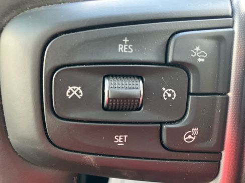 Used 2025 GMC Sierra 1500 SLE AWD/4WD image 19