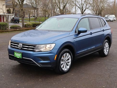 Used 2018 Volkswagen Tiguan S image 11