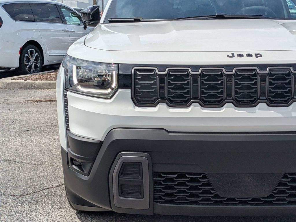 New 2026 Jeep Cherokee Laredo AWD/4WD image 10
