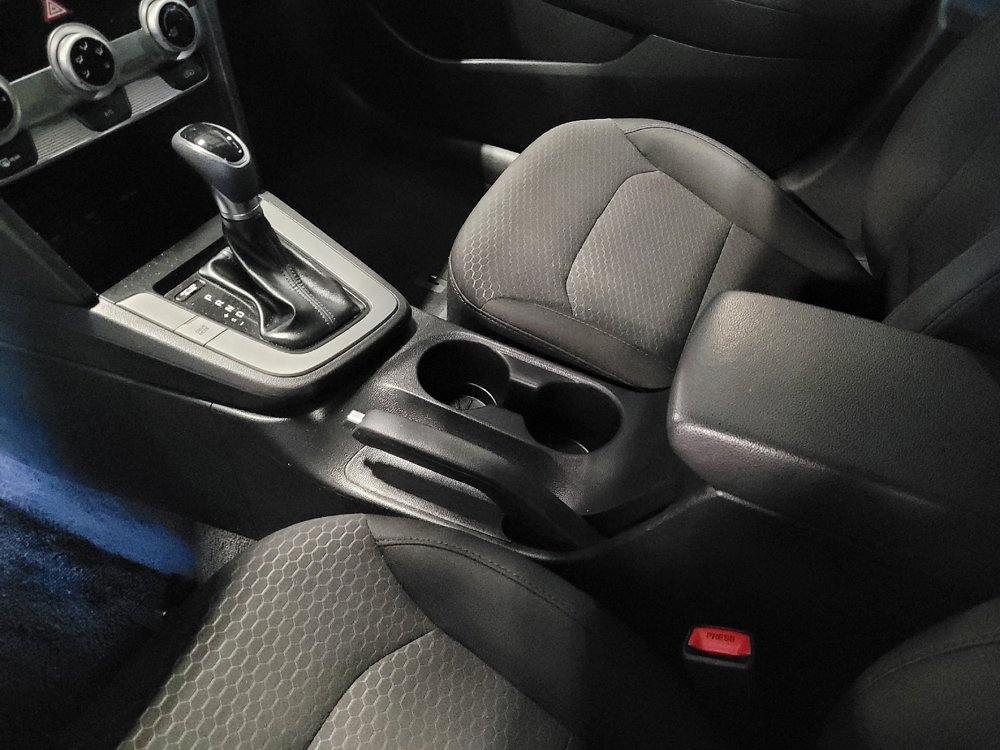 Used 2019 Hyundai Elantra SEL w/ Cargo Package FWD image 26