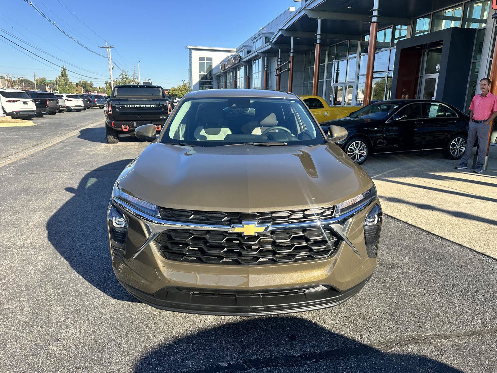 Used 2024 Chevrolet Trax LS w/ LS Convenience Package FWD image 6
