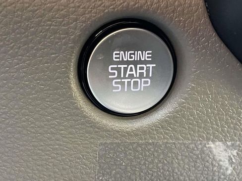 New 2026 Kia Carnival EX image 35