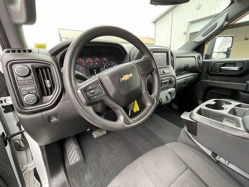 Used 2020 Chevrolet Silverado 2500 Custom w/ Custom Value Package image 20