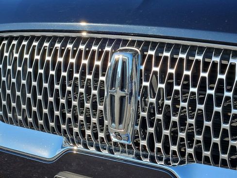 Used 2020 Lincoln Aviator Reserve w/ Equipment Group 202A image 34