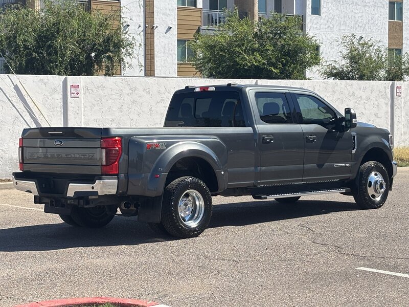 Used 2020 Ford F350 Lariat w/ Lariat Ultimate Package AWD/4WD image 4