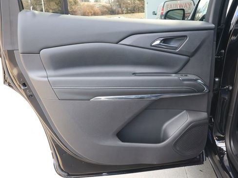 New 2026 Chevrolet Traverse LT w/ Midnight/Sport Edition image 24