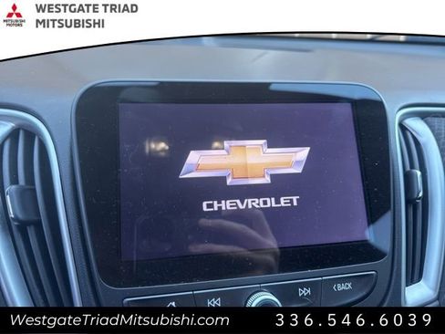 Used 2023 Chevrolet Malibu LT image 11