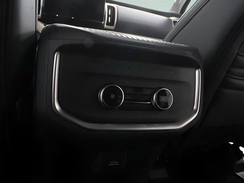 Used 2025 Ford Expedition Active image 25