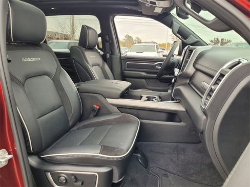 Used 2025 RAM 1500 Laramie w/ Laramie Southwest Edition image 14