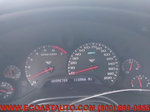 Used 2002 Chevrolet Corvette Coupe w/ Preferred Equipment Group2 image 9