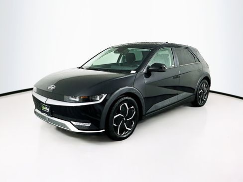 Used 2024 Hyundai Ioniq 5 SEL RWD image 3