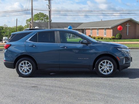Used 2024 Chevrolet Equinox LT AWD/4WD image 10