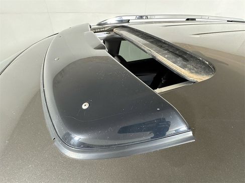 Used 2018 Honda Odyssey Elite image 20