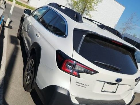 Used 2024 Subaru Outback Premium image 4