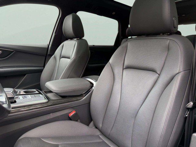 Used 2021 Audi Q7 3.0T Premium Plus w/ Executive Package AWD/4WD image 20