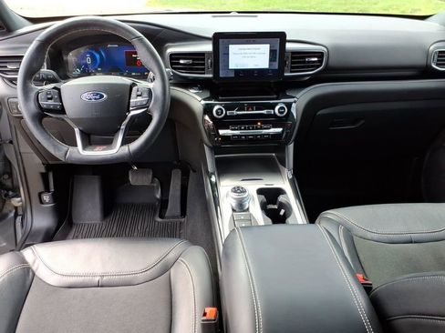 Certified 2022 Ford Explorer ST AWD/4WD image 13