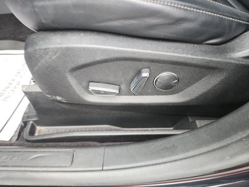 Used 2019 Ford Edge SEL w/ Equipment Group 201A AWD/4WD image 15