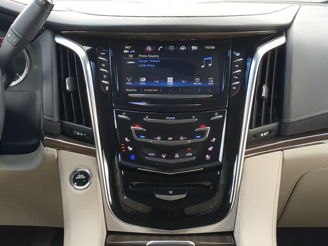 Used 2020 Cadillac Escalade Premium Luxury w/ Escalade Sport Edition AWD/4WD image 29