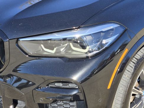 Used 2022 BMW X5 xDrive40i w/ M Sport Package image 7