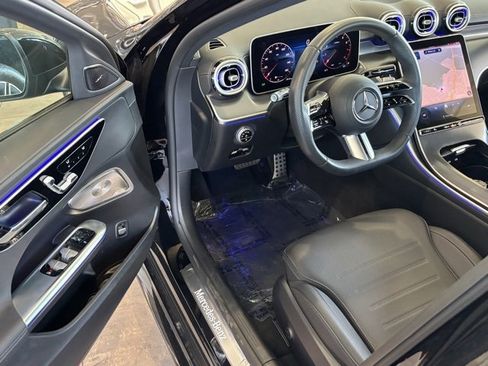Used 2025 Mercedes-Benz C 300 Sedan image 12