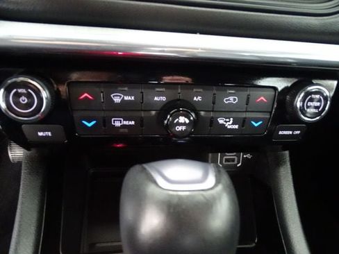 Certified 2023 Jeep Compass High Altitude w/ Driver Assist Group I AWD/4WD image 13