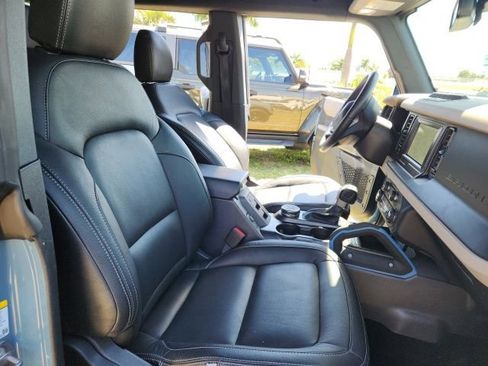 Used 2023 Ford Bronco Wildtrak image 23