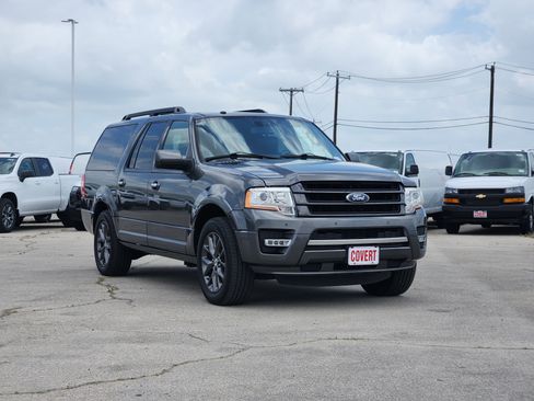 Used 2017 Ford Expedition EL Limited w/ Equipment Group 301A RWD image 3