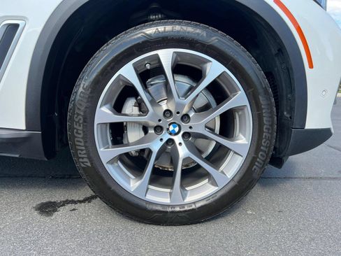Used 2023 BMW X5 xDrive40i w/ Premium Package AWD/4WD image 30