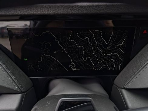 New 2026 GMC Yukon XL Denali w/ Denali Reserve Package image 2