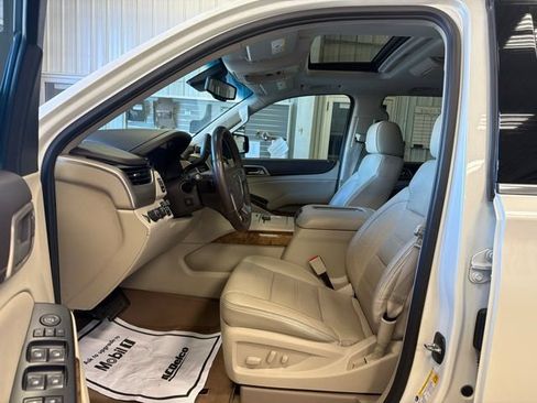 Used 2015 GMC Yukon Denali AWD/4WD image 9