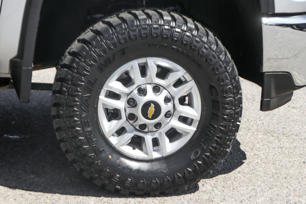 Used 2022 Chevrolet Silverado 2500 LT w/ Convenience Package AWD/4WD image 37