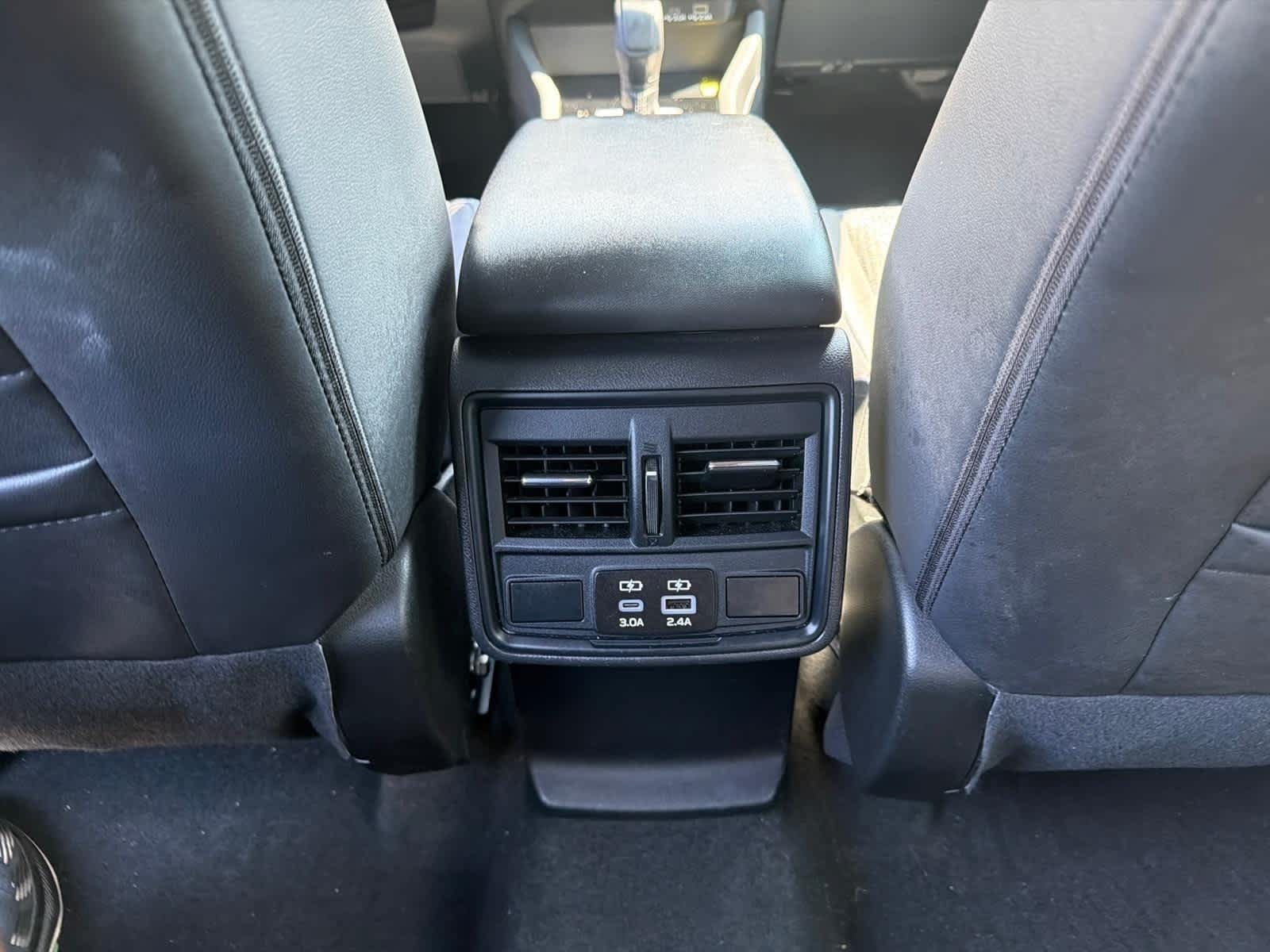 Used 2025 Subaru Forester Premium AWD/4WD image 29