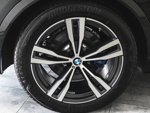 Used 2023 BMW X7 xDrive40i w/ M Sport Package image 7