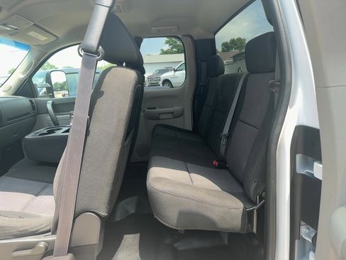 Used 2013 Chevrolet Silverado 2500 W/T AWD/4WD image 19
