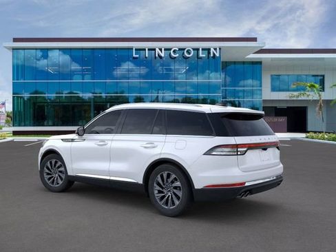 New 2025 Lincoln Aviator 2WD image 4
