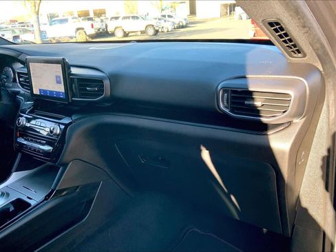 Used 2022 Ford Explorer ST-Line w/ Class IV Trailer Tow Package image 16