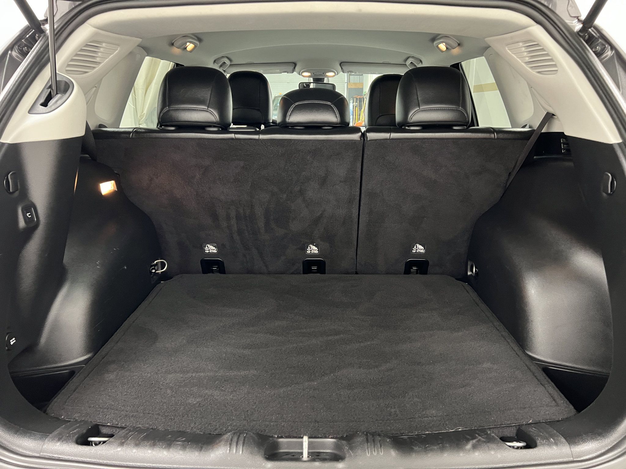 Used 2019 Jeep Compass Limited w/ Safety & Security Group AWD/4WD image 16