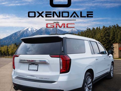 Used 2024 GMC Yukon XL Denali w/ Denali Reserve Package AWD/4WD image 5