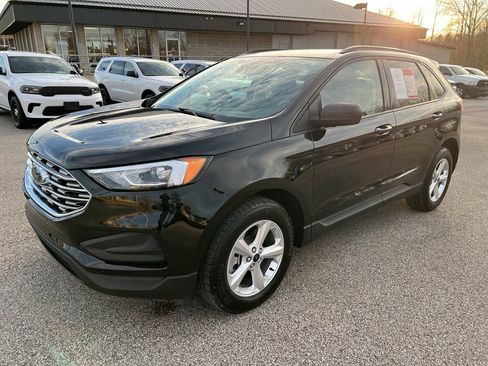 Used 2022 Ford Edge SE image 3