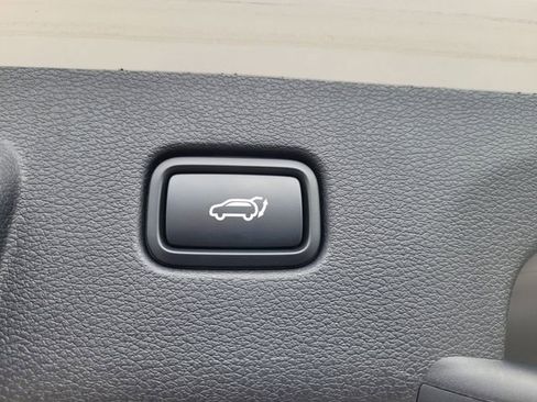 Used 2024 Kia Sportage X-Line w/ X-Line Premium Package image 13