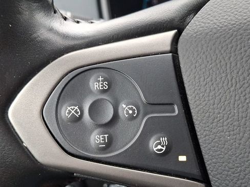 Used 2022 Chevrolet Colorado Z71 AWD/4WD image 21