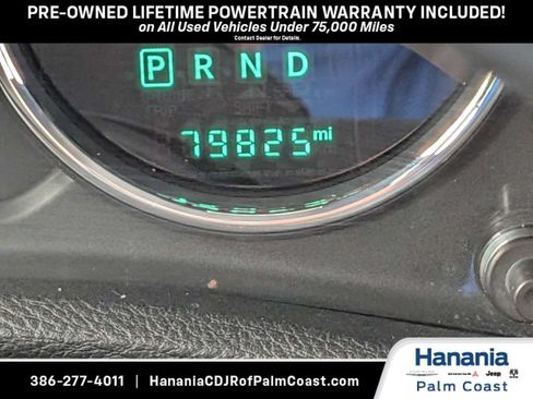 Used 2017 Jeep Wrangler Unlimited Sahara w/ Connectivity Group AWD/4WD image 29