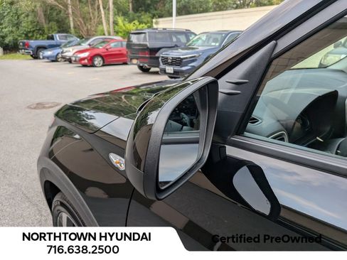 Used 2026 Hyundai Venue SEL FWD image 37