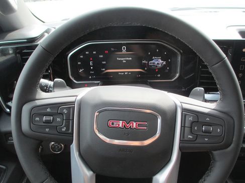 New 2026 GMC Sierra 1500 SLT w/ SLT Premium Package AWD/4WD image 18