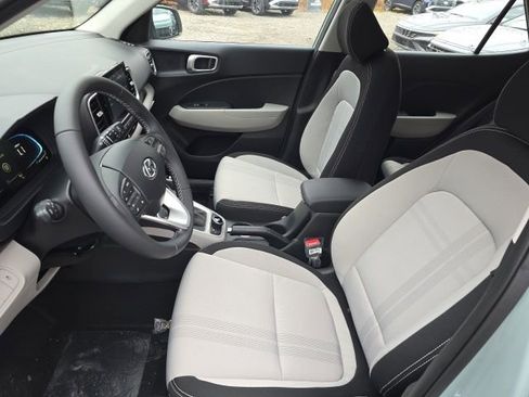 New 2026 Hyundai Venue SEL image 4