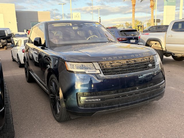Used 2023 Land Rover Range Rover Long Wheelbase Autobiography AWD/4WD image 3