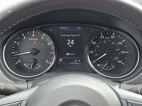 Certified 2020 Nissan Rogue SV AWD/4WD image 18