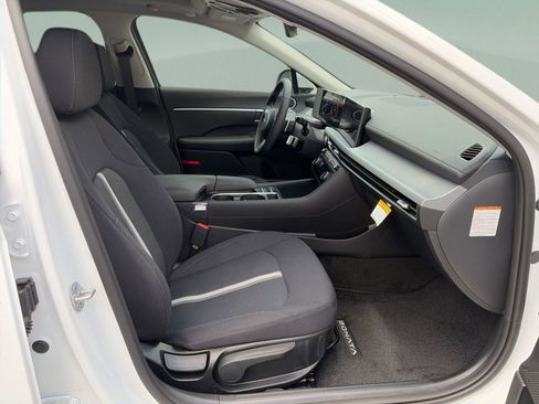 New 2026 Hyundai Sonata SEL FWD image 18