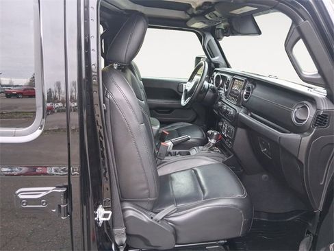 Used 2020 Jeep Gladiator Overland w/ Dual Top Group image 15