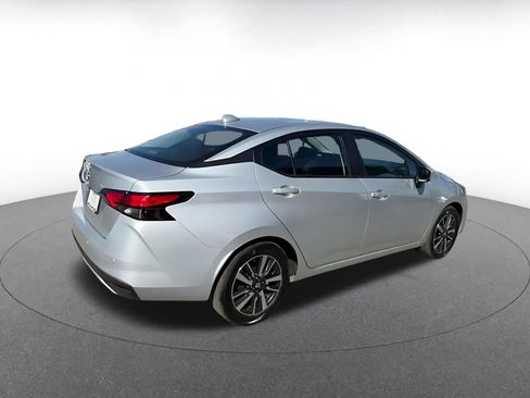 Used 2025 Nissan Versa SV image 15